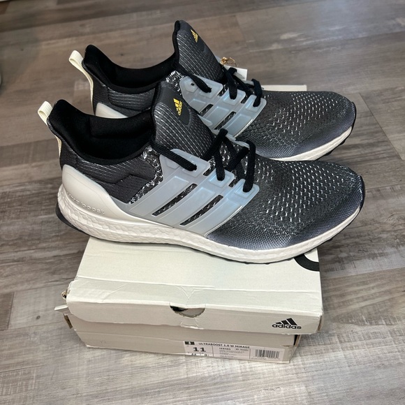 Adidas Ultraboost 1.0 W Mirage sneakers women workout Adidas size 11 WITHOUT BOX - Picture 5 of 7